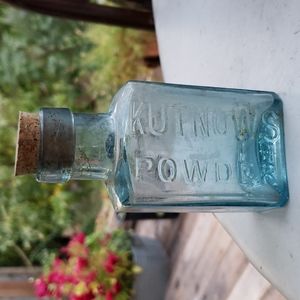 Antique medicine powders glass bottle